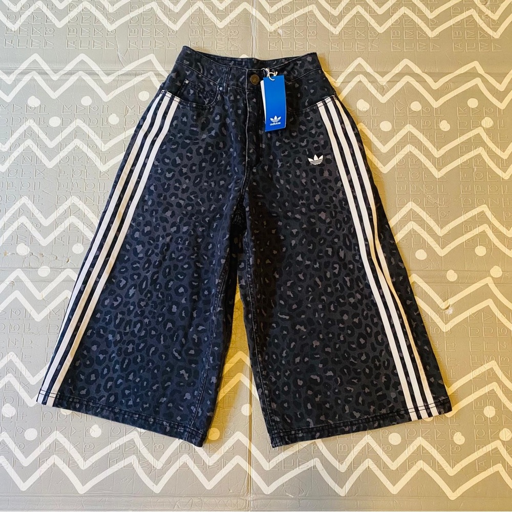 Adidas Black Patterned Culottes with White Stripes - Picture 7 of 7
